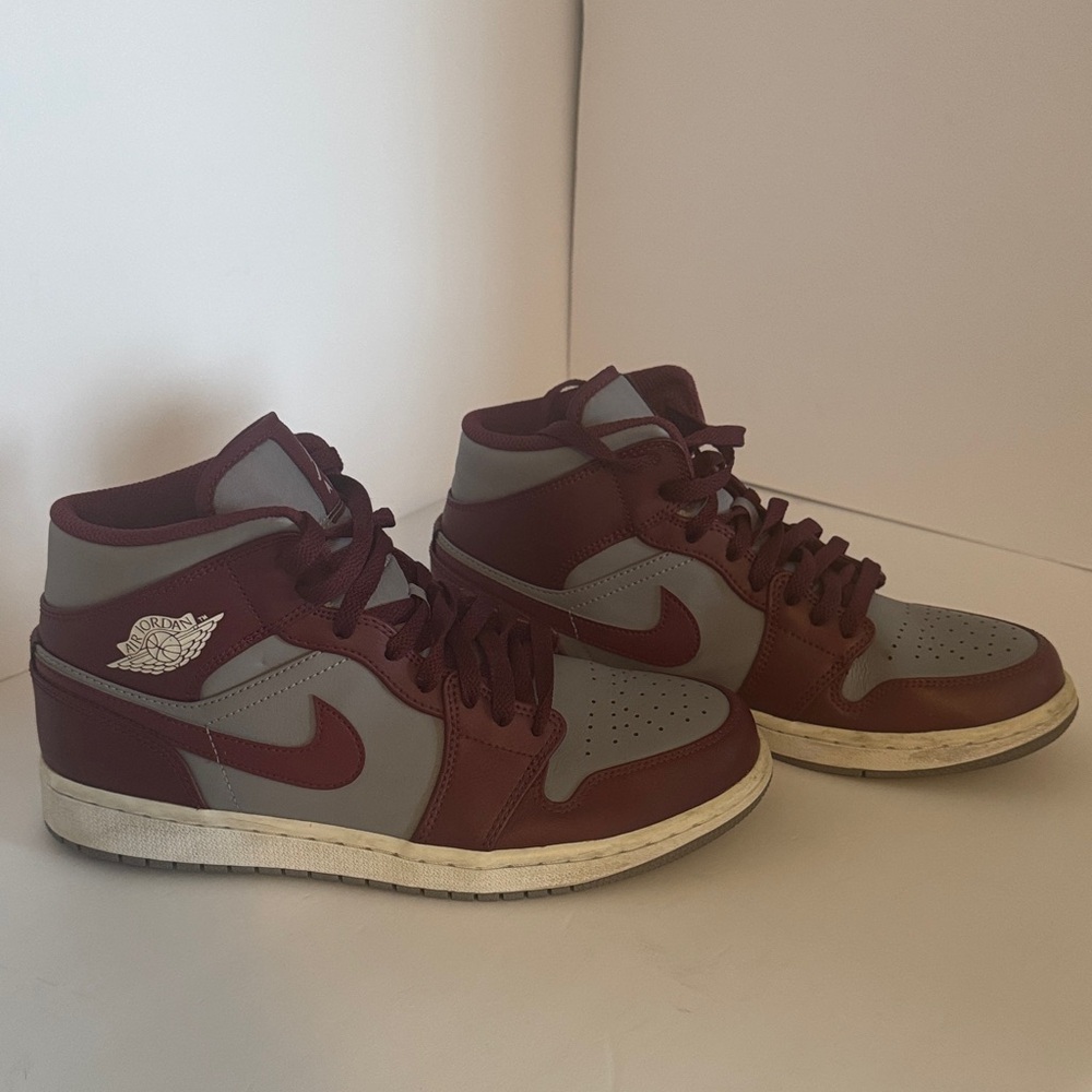 Jordan Men's Burgundy and Gray Sneakers - Picture 2 of 7